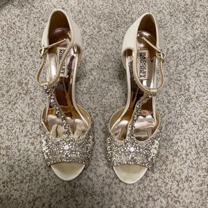 Badgley Mischka Women's Stacey Heeled Sandal Ivory